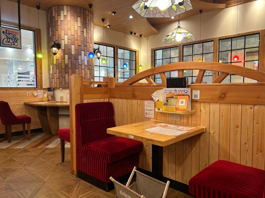 コメダ珈琲店の店内